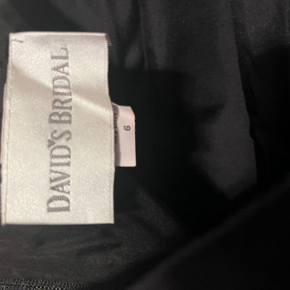 David's Bridal 2-Piece Black Cocktail/Bridesmaid Set, Size 6 - Picture 8 of 12